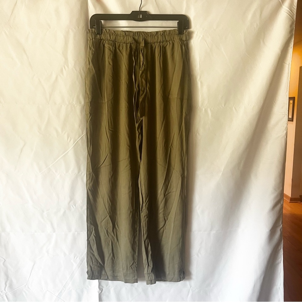 Lulu's Green Pants Relaxed Fit With Tie at Waist
